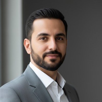 نیما احمدیان