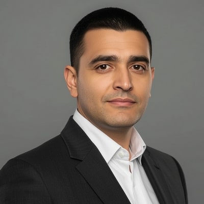 فرهاد رستمی